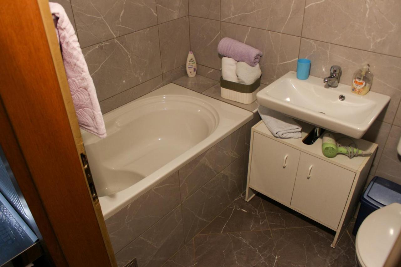 Apartments M&R Spadina Vodice Eksteriør bilde